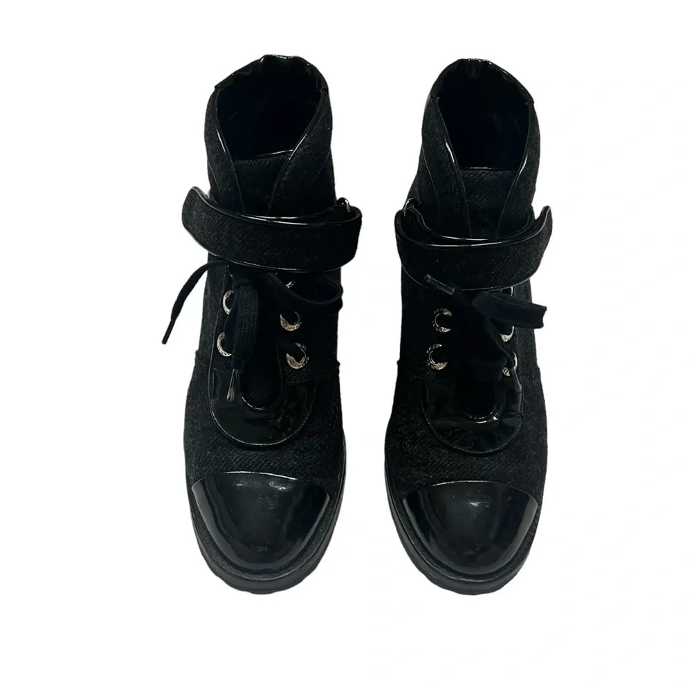 Chanel Runway Wool Moto Lace Up Boots 2008 Black